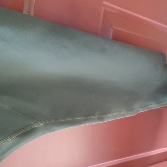 JoyLab NWT olive green leggings size 2X hidden key pocket - Picture 6 of 9